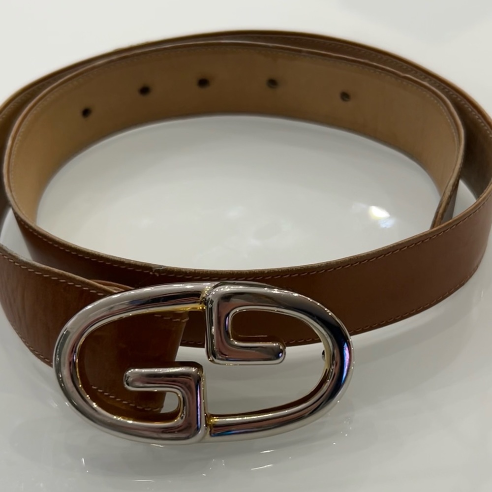 Gucci Vintage Brown Leather Belt with Buckle